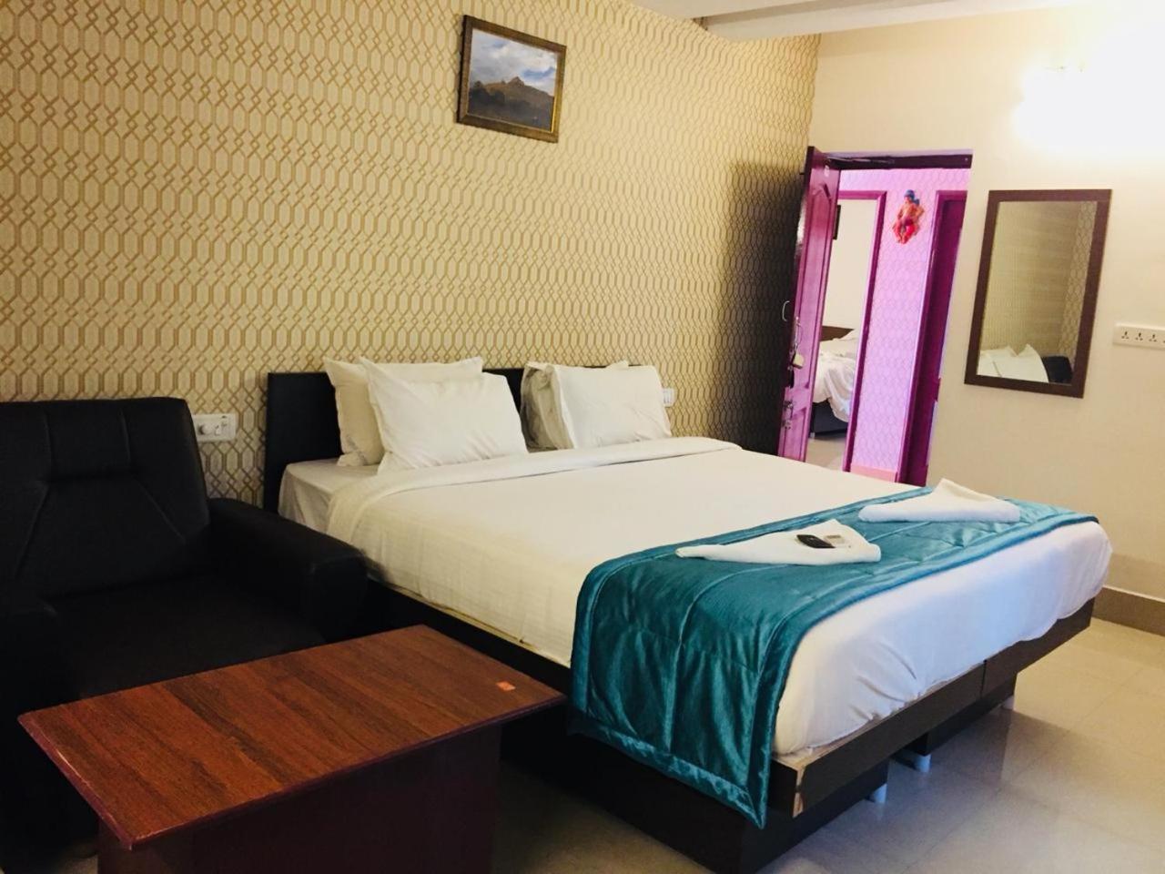 Arunaalaya Residency Hotel Tiruvannamalai Ngoại thất bức ảnh